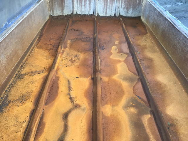 三菱ふそうスーパーグレートダンプ大型（10t）[写真03]