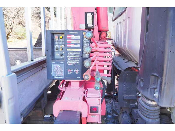 日産アトラスクレーン4段小型（2t・3t）[写真08]