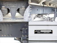 UDトラックスクオンアルミウイング大型（10t）[写真12]