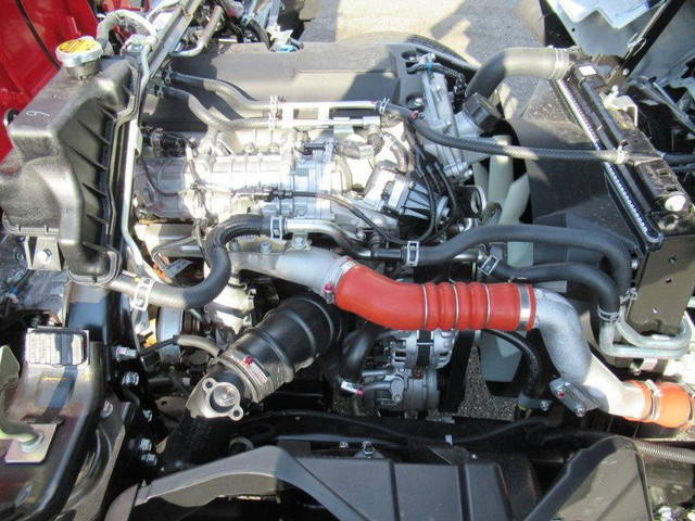 三菱ふそうキャンタークレーン4段小型（2t・3t）[写真16]