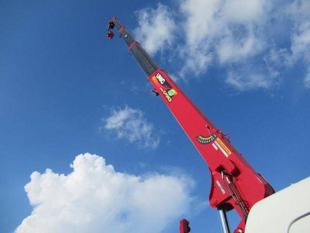 三菱ふそうキャンタークレーン4段小型（2t・3t）[写真07]