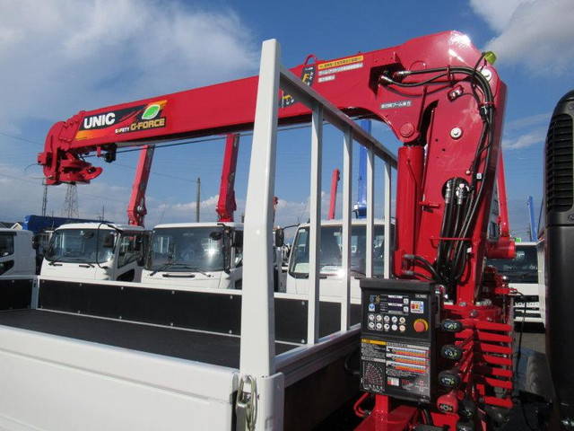 三菱ふそうキャンタークレーン4段小型（2t・3t）[写真08]