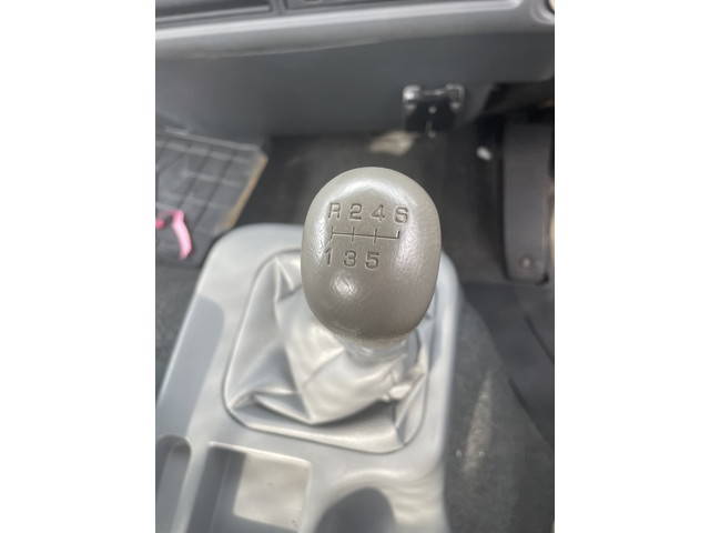 三菱ふそうファイター平ボディ増トン（6t・8t）[写真21]