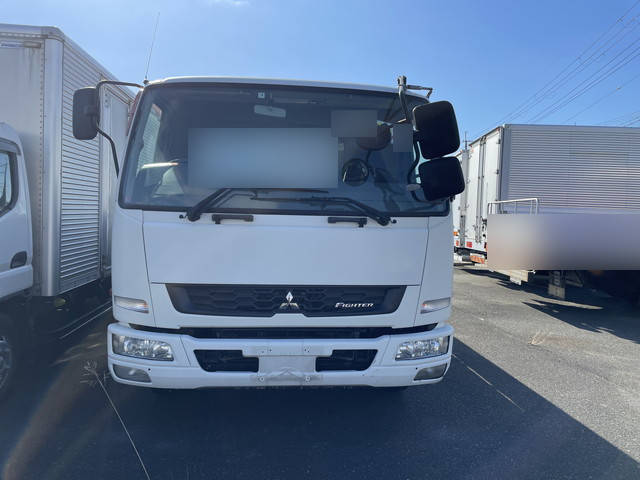 三菱ふそうファイター平ボディ増トン（6t・8t）[写真05]