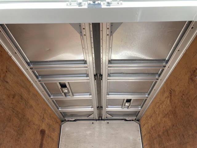 UDトラックスコンドルアルミウイング中型（4t）[写真13]