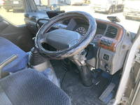 UDトラックスコンドルアルミウイング中型（4t）[写真33]