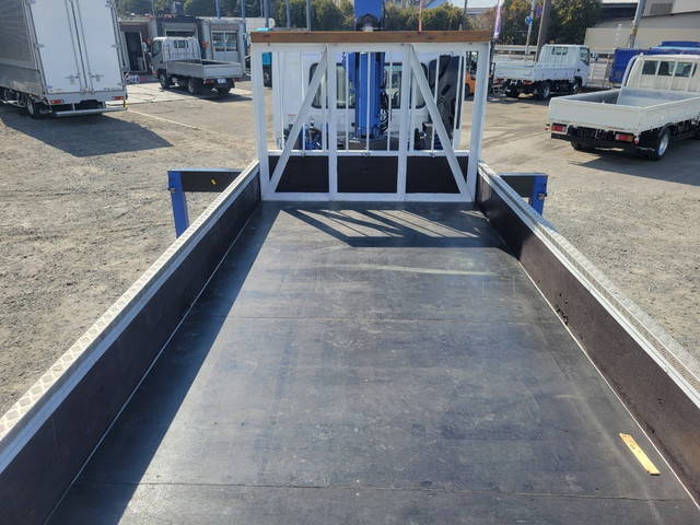 UDトラックスコンドルクレーン6段中型（4t）[写真12]