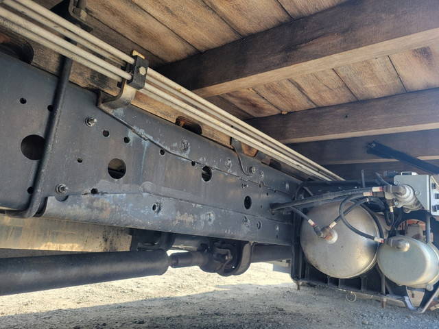 UDトラックスコンドルクレーン6段中型（4t）[写真22]