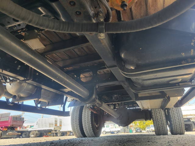 UDトラックスコンドルクレーン6段中型（4t）[写真24]