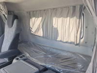 UDトラックスコンドルクレーン6段中型（4t）[写真35]