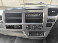 UDトラックスコンドルクレーン6段中型（4t）[写真38]