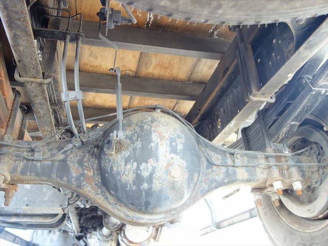 三菱ふそうファイター平ボディ中型（4t）[写真11]