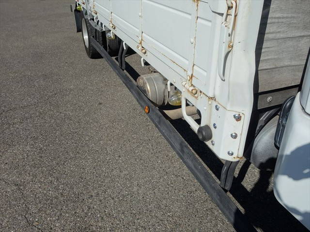 三菱ふそうファイター平ボディ中型（4t）[写真14]