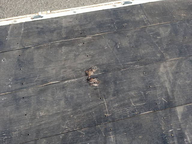 三菱ふそうファイター平ボディ中型（4t）[写真20]