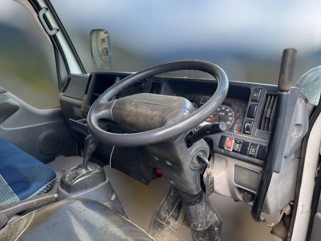 いすゞエルフダンプ小型（2t・3t）[写真23]