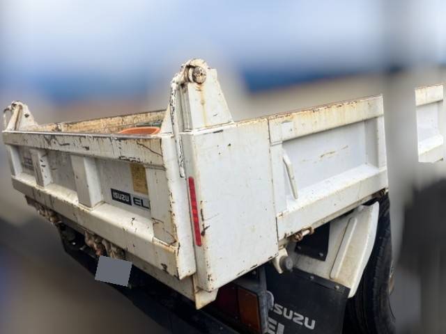 いすゞエルフダンプ小型（2t・3t）[写真03]