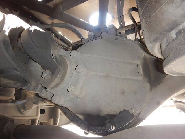 いすゞギガトレーラーヘッド（トラクターヘッド）大型（10t）[写真07]