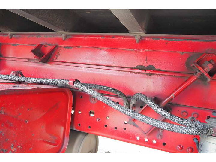 三菱ふそうキャンターアルミブロック小型（2t・3t）[写真16]