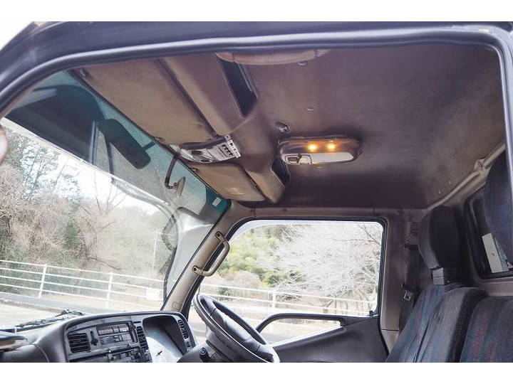 三菱ふそうキャンターアルミブロック小型（2t・3t）[写真34]