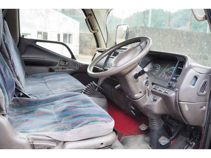 三菱ふそうキャンターアルミブロック小型（2t・3t）[写真36]