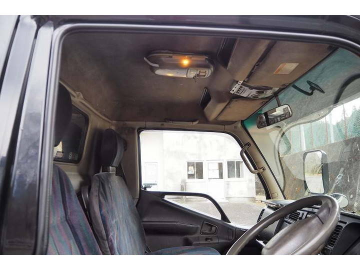 三菱ふそうキャンターアルミブロック小型（2t・3t）[写真37]