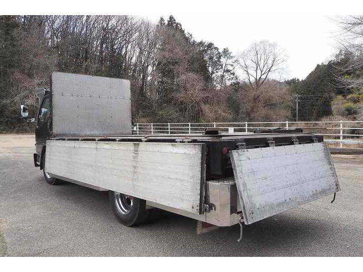 三菱ふそうキャンターアルミブロック小型（2t・3t）[写真09]