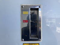 いすゞエルフ冷凍車（冷蔵車）小型（2t・3t）[写真21]