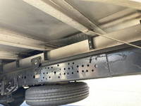 いすゞエルフ冷凍車（冷蔵車）小型（2t・3t）[写真27]