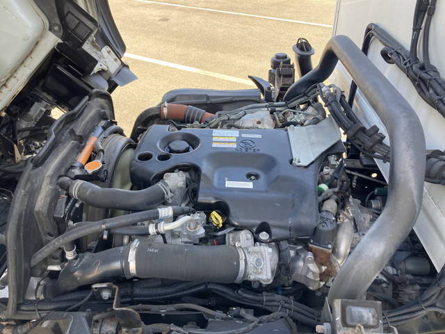 いすゞエルフ冷凍車（冷蔵車）小型（2t・3t）[写真30]