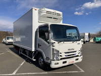 いすゞエルフ冷凍車（冷蔵車）小型（2t・3t）[写真03]