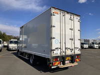 いすゞエルフ冷凍車（冷蔵車）小型（2t・3t）[写真04]