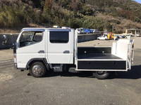 三菱ふそうキャンターダブルキャブ（Wキャブ）小型（2t・3t）[写真07]