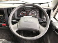 いすゞエルフパネルバン小型（2t・3t）[写真36]