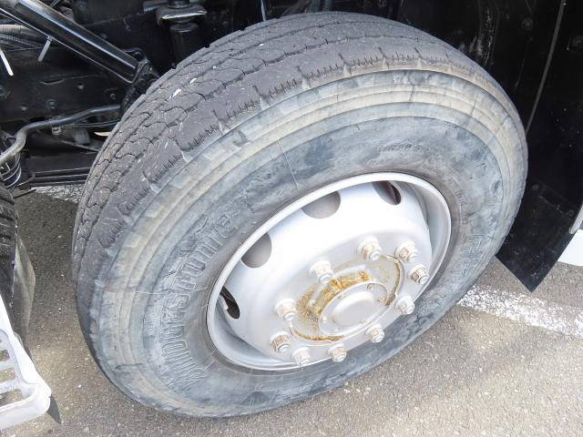 UDトラックスクオンミキサー車（コンクリートミキサー）大型（10t）[写真13]