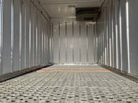 三菱ふそうキャンター冷凍車（冷蔵車）小型（2t・3t）[写真12]