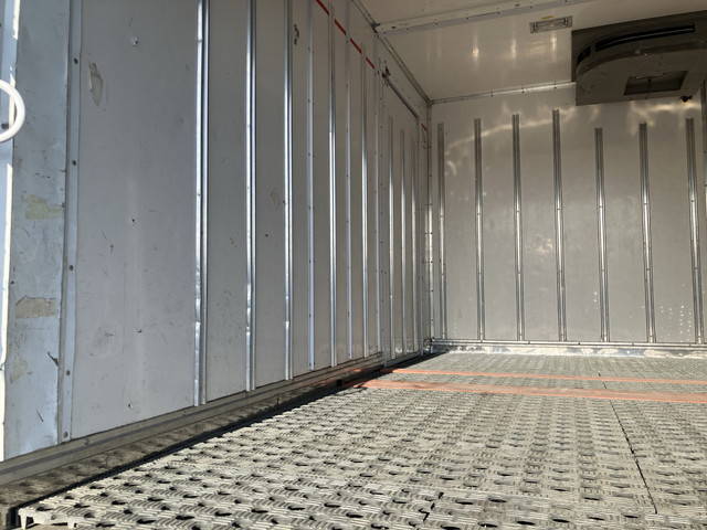 三菱ふそうキャンター冷凍車（冷蔵車）小型（2t・3t）[写真13]