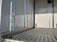 三菱ふそうキャンター冷凍車（冷蔵車）小型（2t・3t）[写真17]