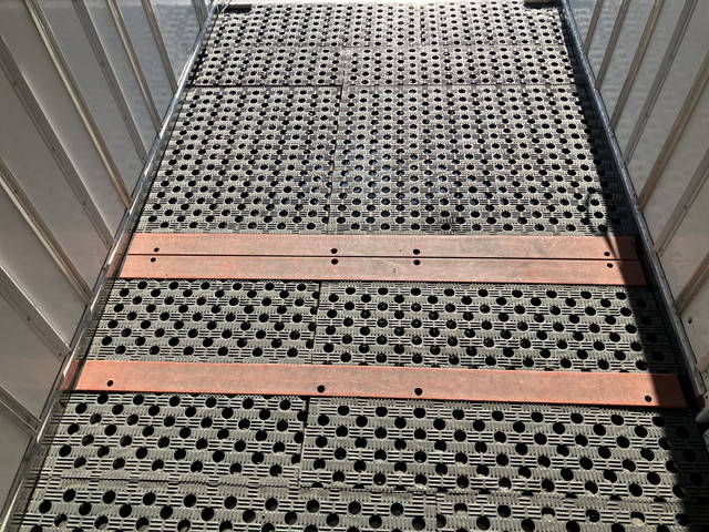 三菱ふそうキャンター冷凍車（冷蔵車）小型（2t・3t）[写真18]