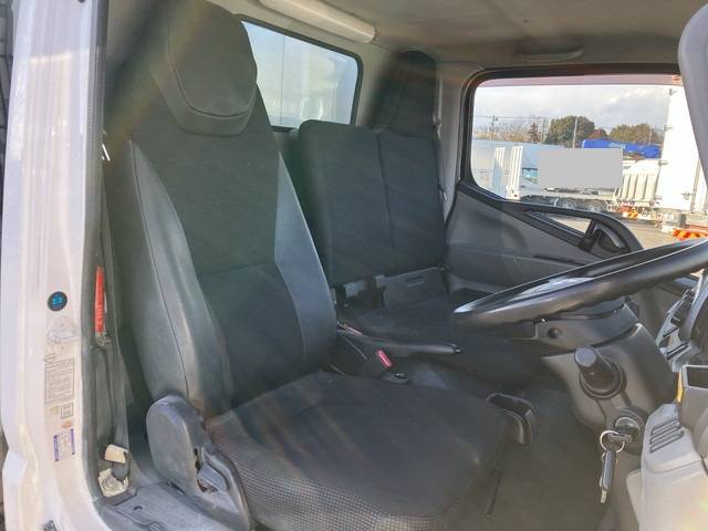 三菱ふそうキャンター冷凍車（冷蔵車）小型（2t・3t）[写真35]