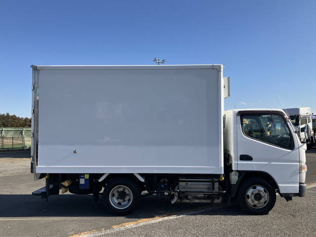 三菱ふそうキャンター冷凍車（冷蔵車）小型（2t・3t）[写真07]