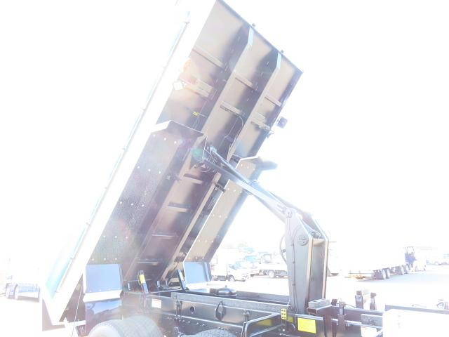 日野プロフィアダンプ大型（10t）[写真26]