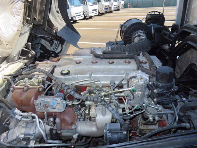 日野プロフィア深ダンプ（土砂禁ダンプ）大型（10t）[写真15]