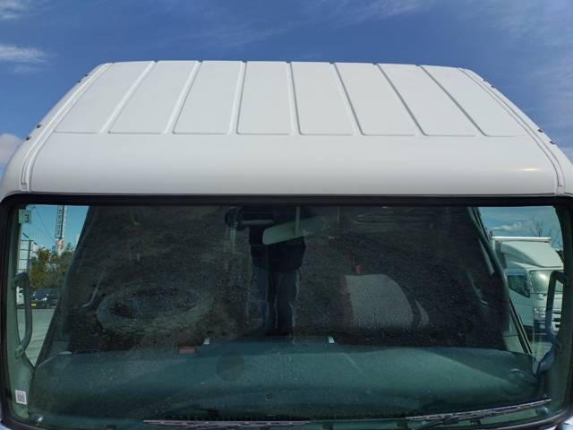 三菱ふそうキャンター平ボディ小型（2t・3t）[写真10]