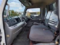 三菱ふそうキャンター平ボディ小型（2t・3t）[写真27]