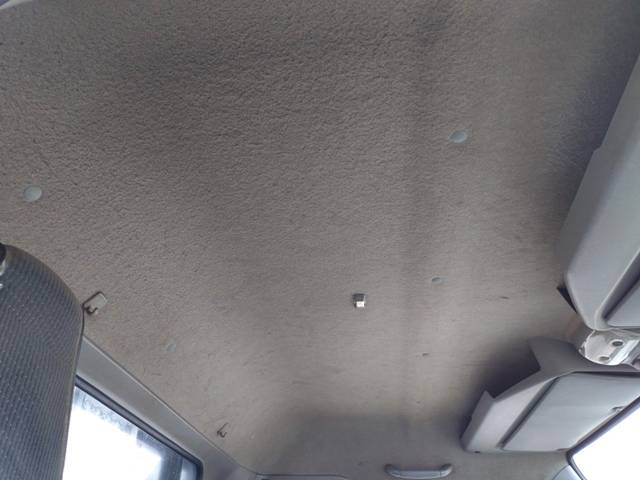 三菱ふそうキャンター平ボディ小型（2t・3t）[写真30]