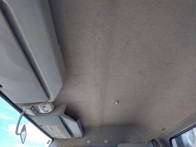 三菱ふそうキャンター平ボディ小型（2t・3t）[写真31]