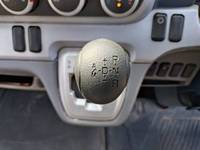 三菱ふそうキャンター平ボディ小型（2t・3t）[写真34]