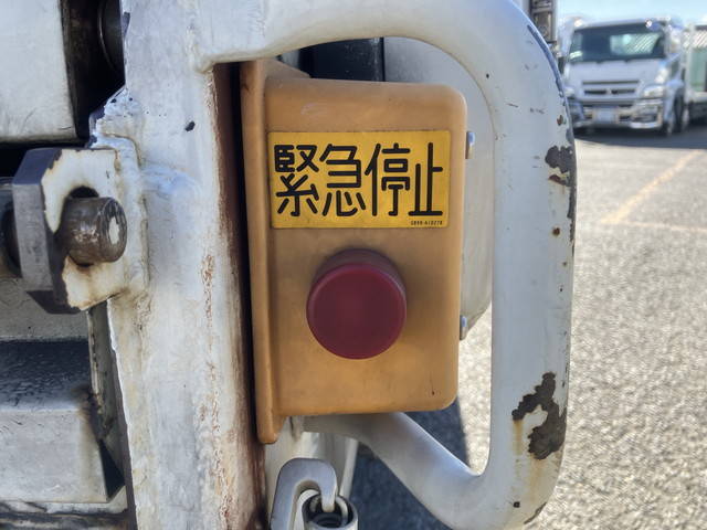 日野デュトロパッカー車（塵芥車）小型（2t・3t）[写真15]