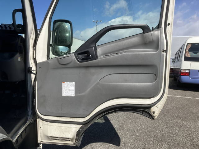 日野デュトロパッカー車（塵芥車）小型（2t・3t）[写真27]