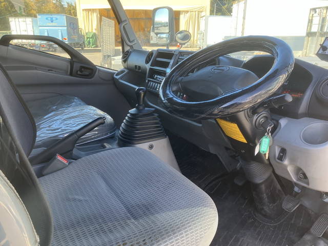 日野デュトロパッカー車（塵芥車）小型（2t・3t）[写真31]